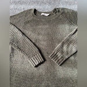 Green crotchet sweater